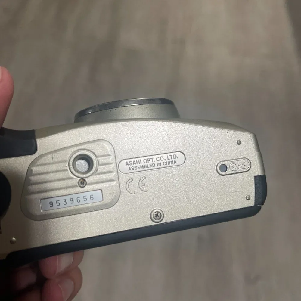 35mm film pentax 105g